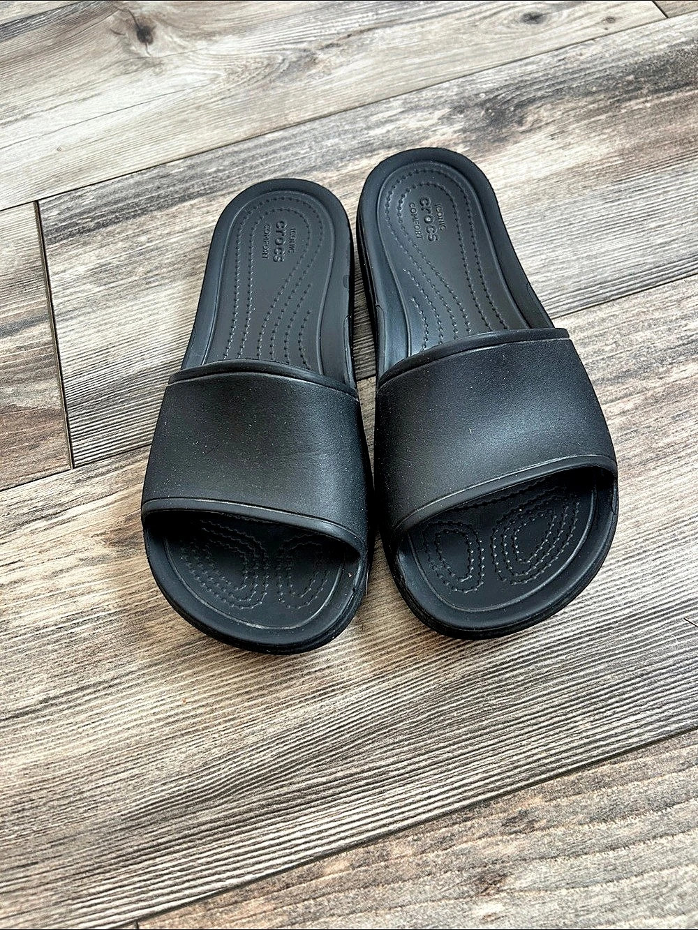 Crocs Classic Slide Black Sandals